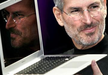 Steve Jobs không còn, Apple có bị lấn lướt?
