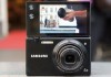 Samsung MV800: máy ảnh màn hình xoay 180 độ