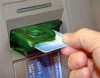 Những mánh khóe trộm tiền tinh vi từ máy ATM