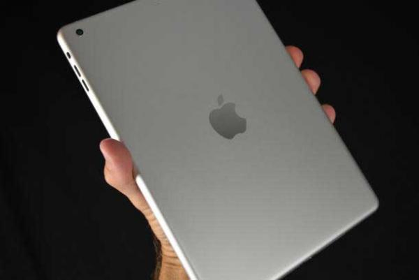 iPad thế hệ 5 có thể thêm màu vàng như iPhone 5S