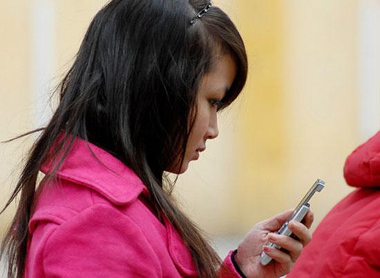 MobiFone và Viettel tăng 40% cước 3G